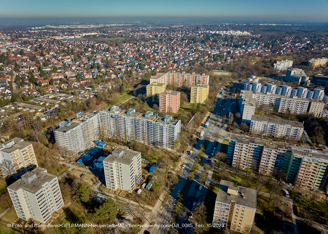 15.02.2023 - Sanierung am Kar-Marx-Ring 11-21 in Neuperlach